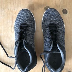 Vionic women sneakers size 8